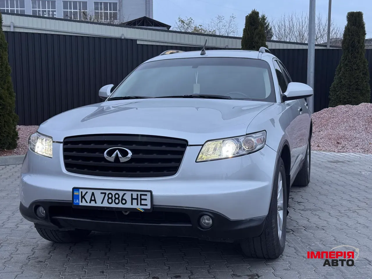 Infiniti FX - фото 3