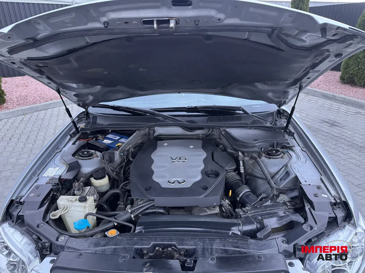 Infiniti FX - фото 32