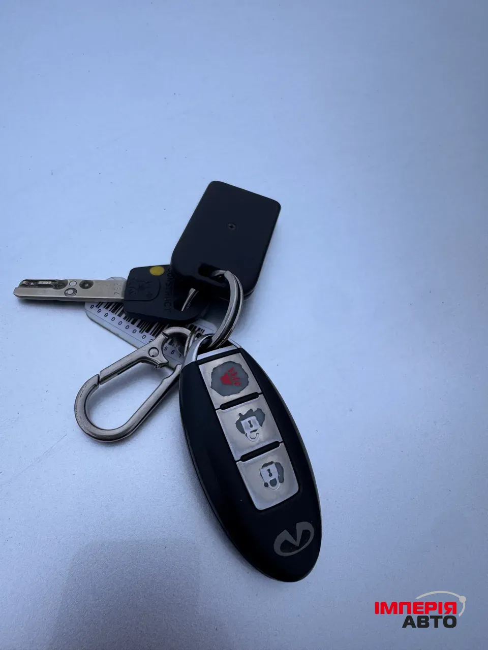 Infiniti FX - фото 35