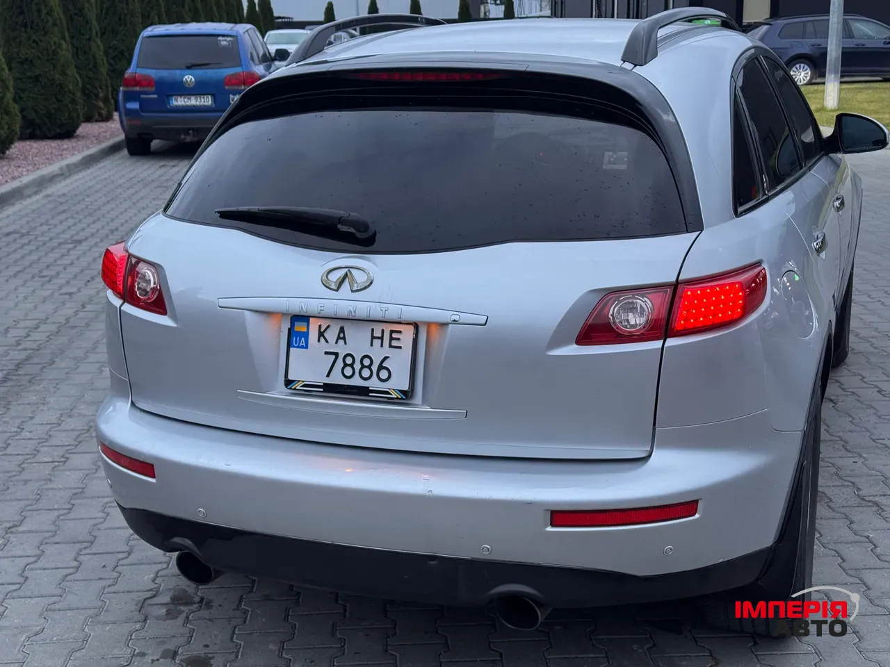 Infiniti FX - фото 8