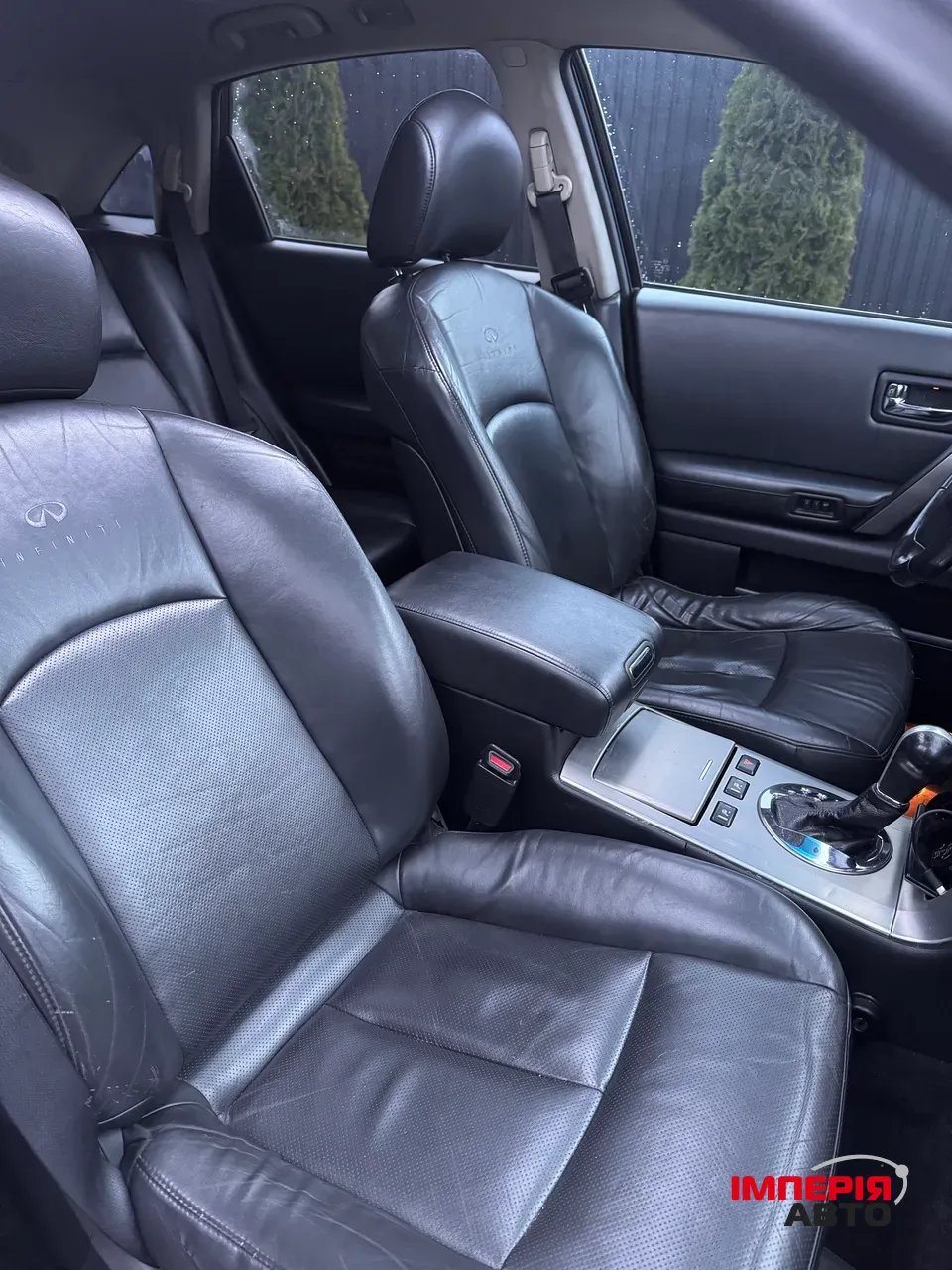 Infiniti FX - фото 21