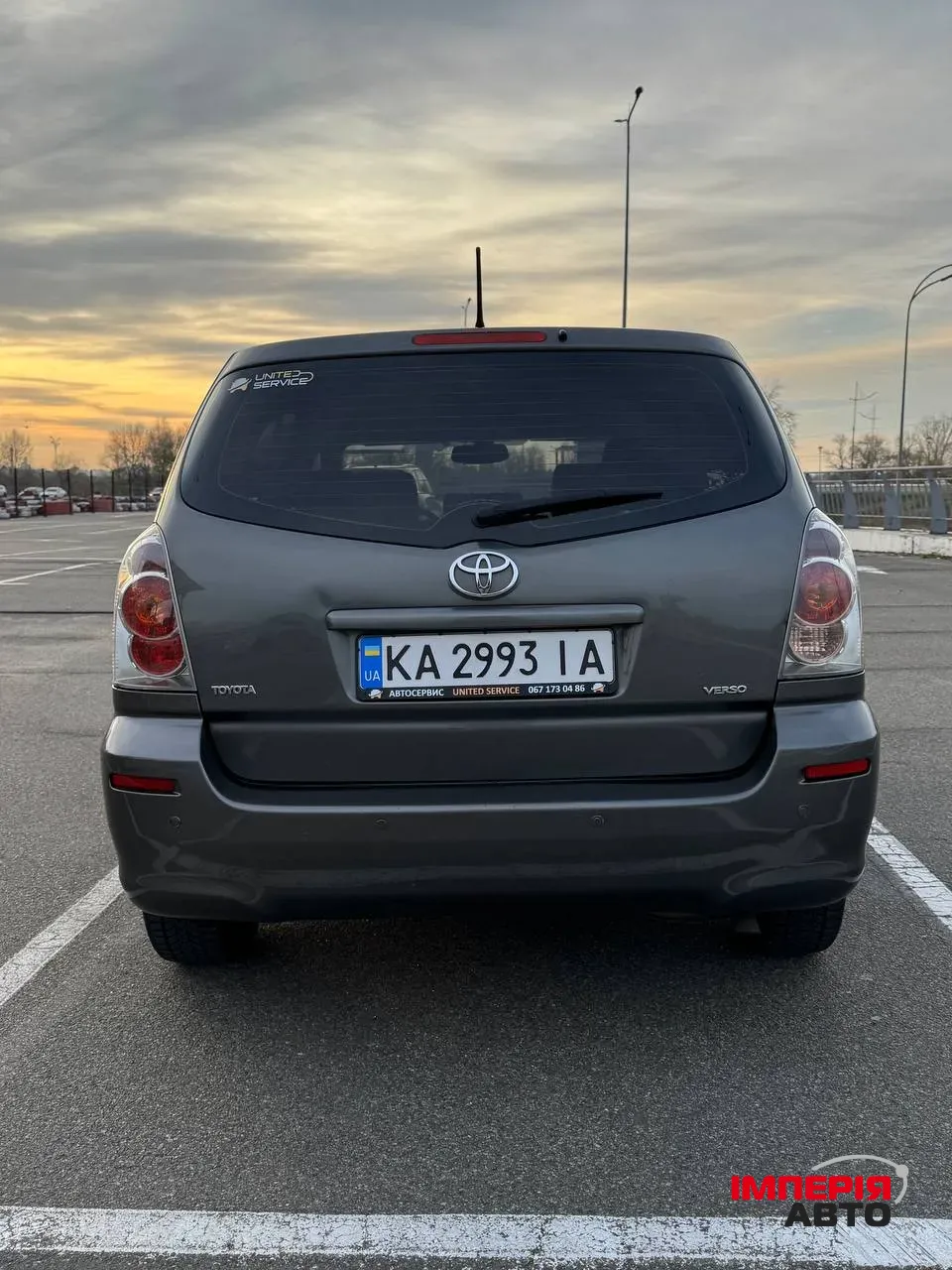 Toyota Corolla Verso - фото 17