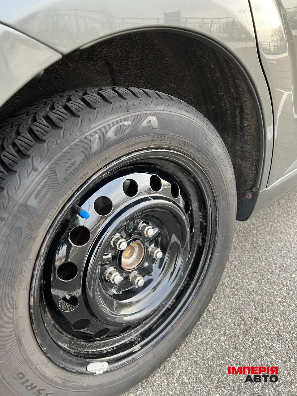 Toyota Corolla Verso - фото 15