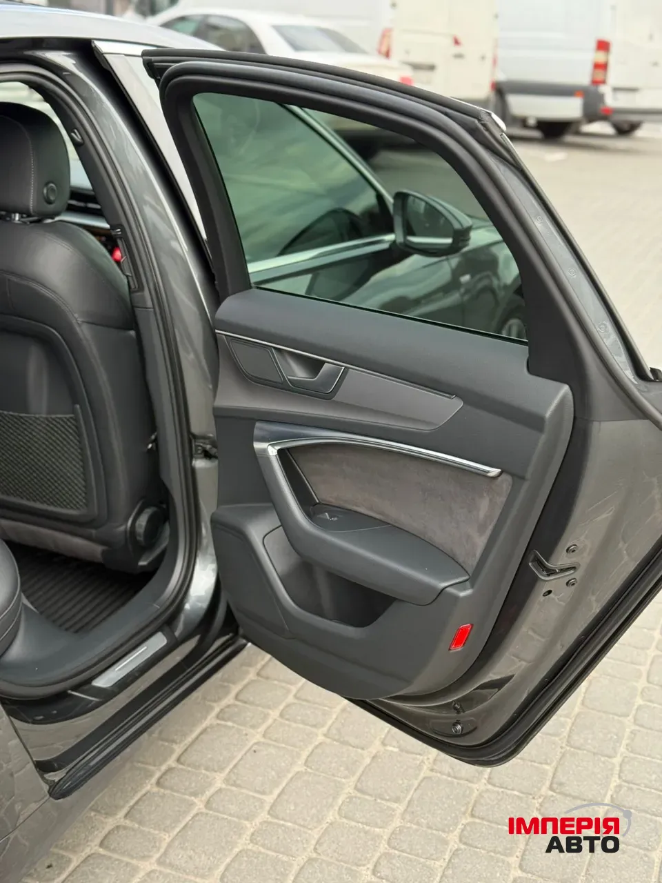 Audi A6 - фото 18