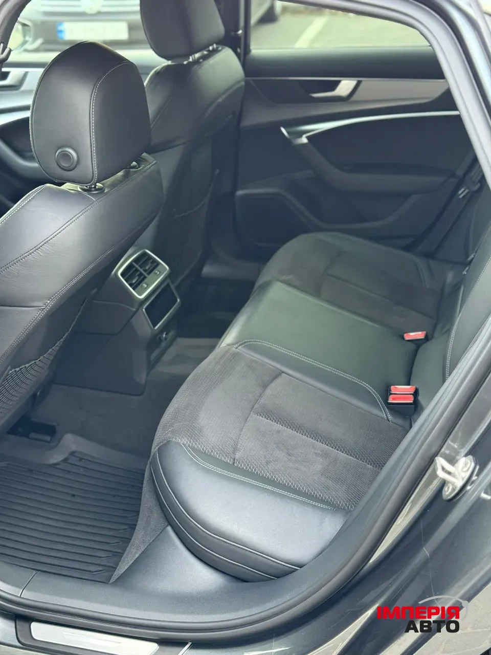 Audi A6 - фото 24