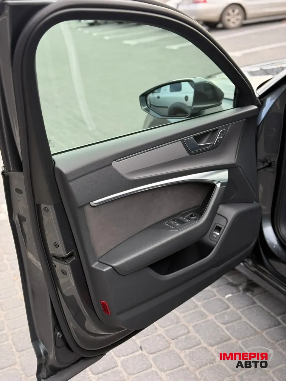 Audi A6 - фото 8