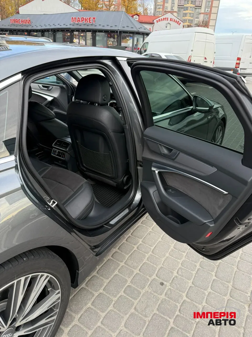 Audi A6 - фото 20