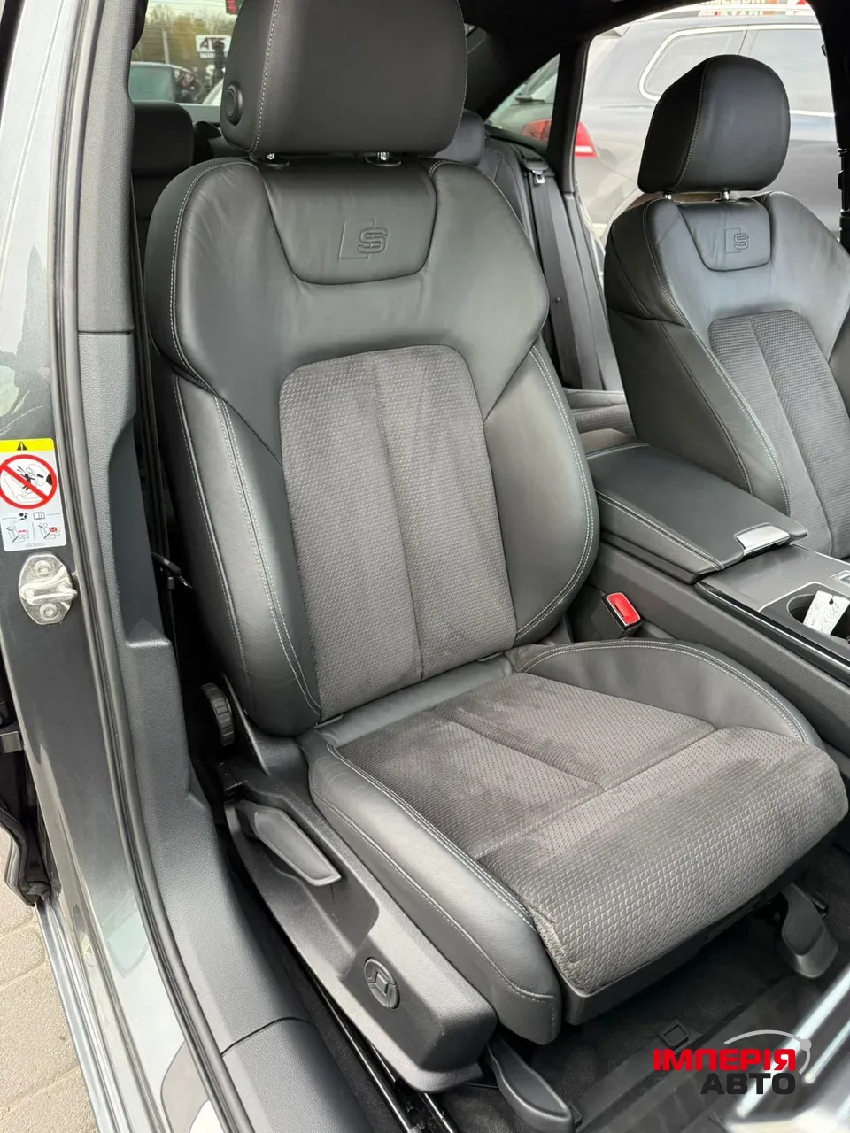 Audi A6 - фото 16