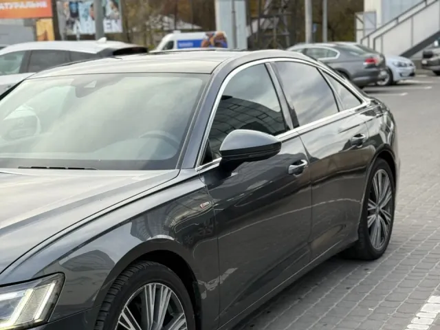 Audi A6 - фото 5