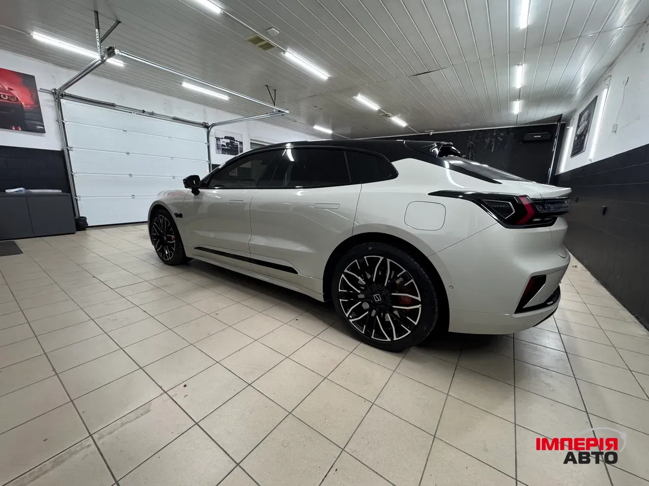 Zeekr 001 - фото 18