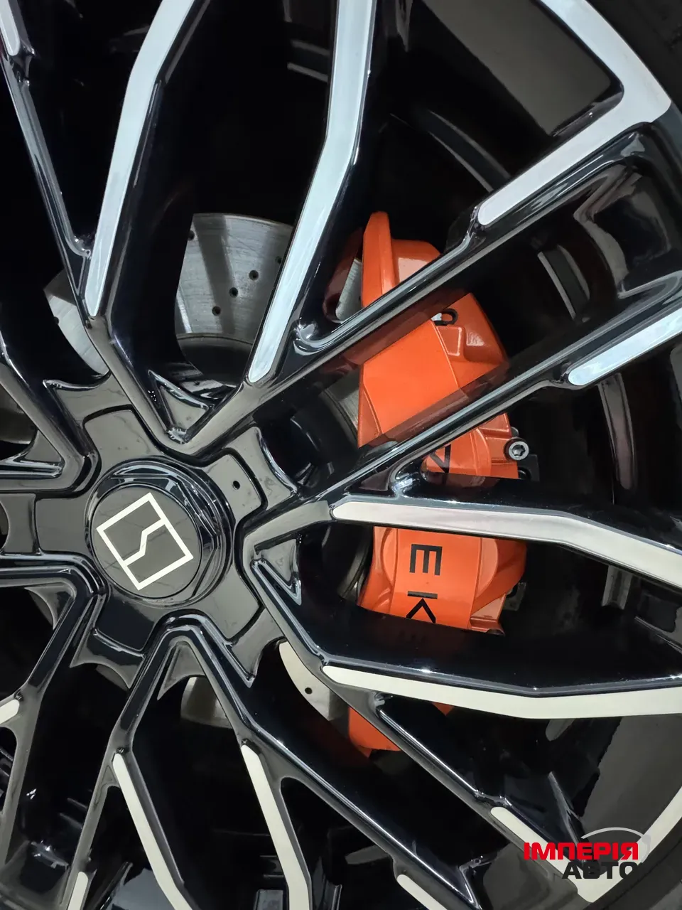 Zeekr 001 - фото 23