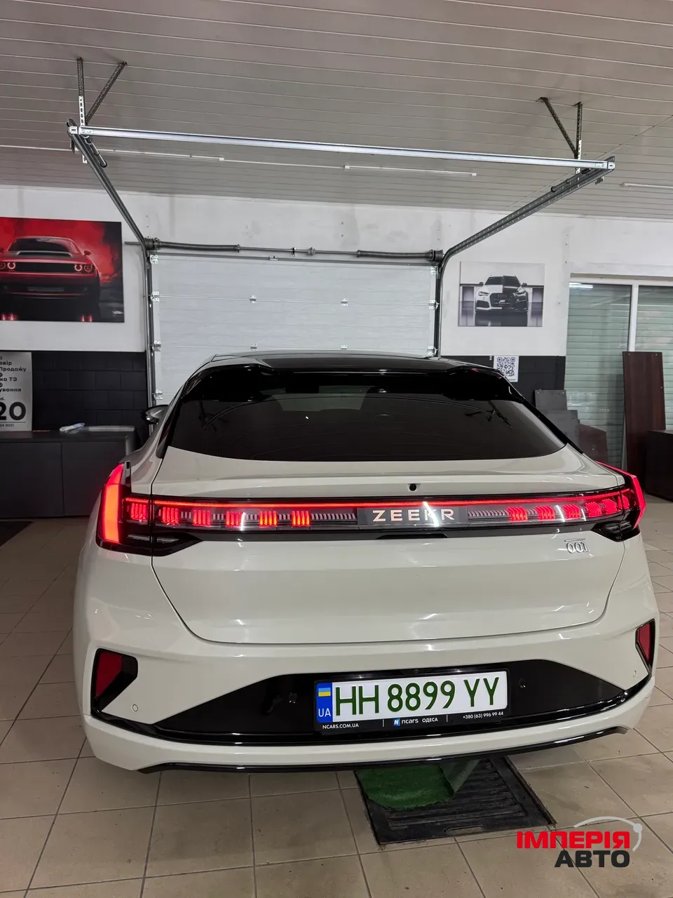 Zeekr 001 - фото 44