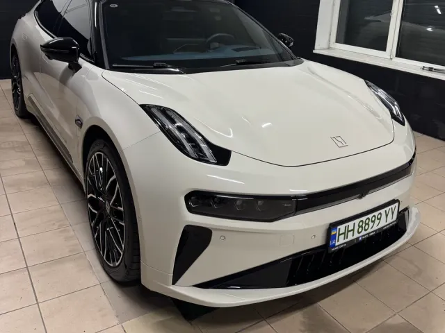 Zeekr 001 - фото 5