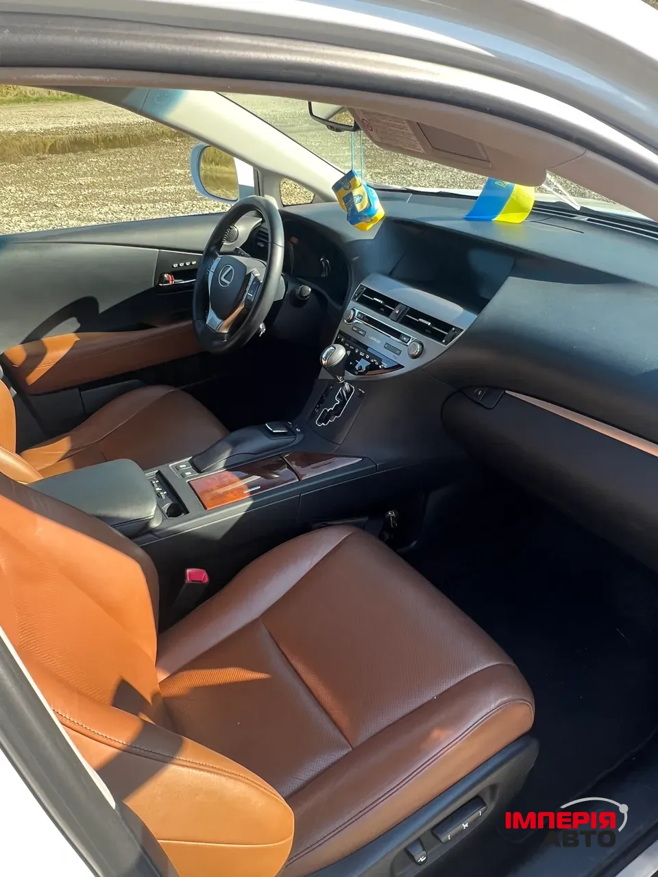 Lexus RX - фото 11