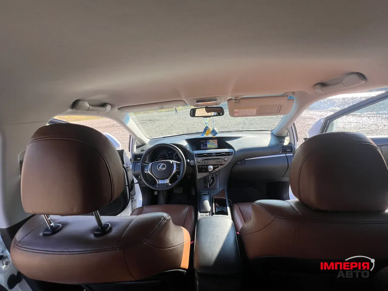 Lexus RX - фото 17