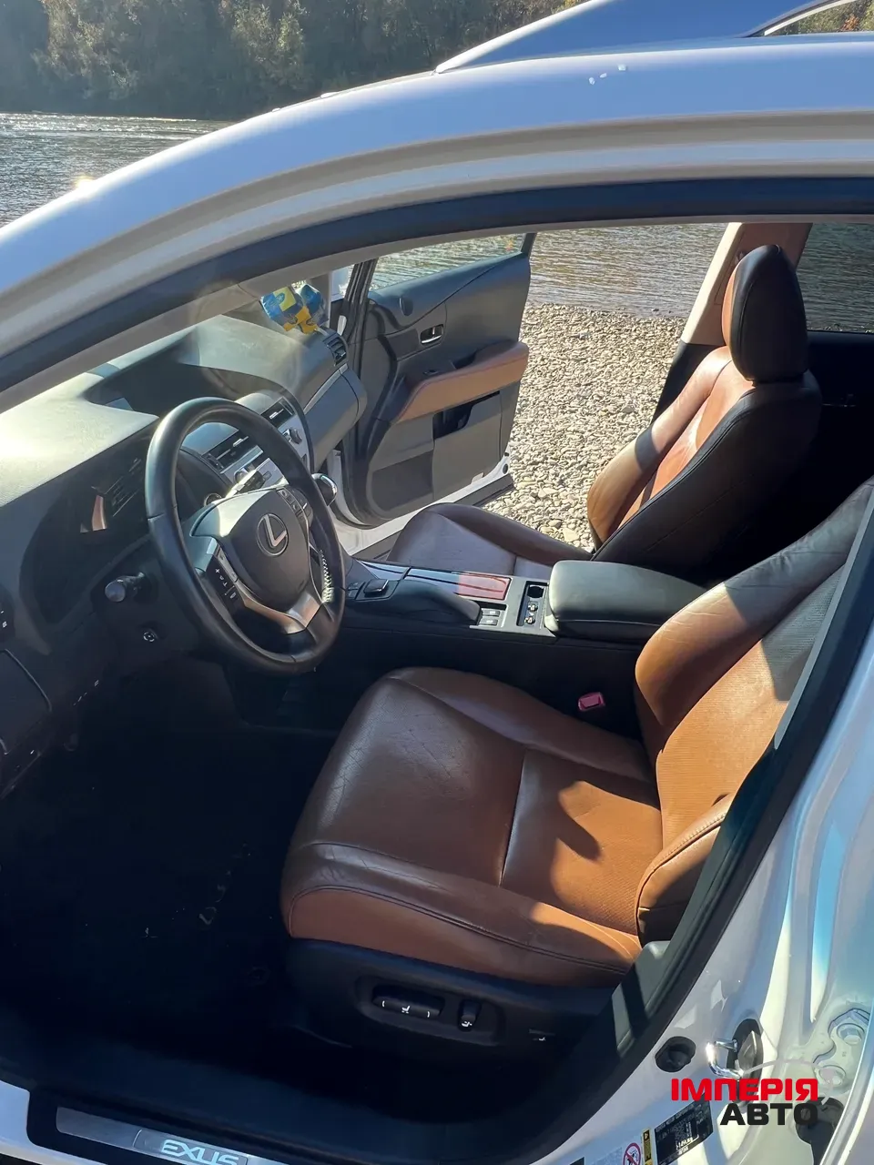 Lexus RX - фото 15