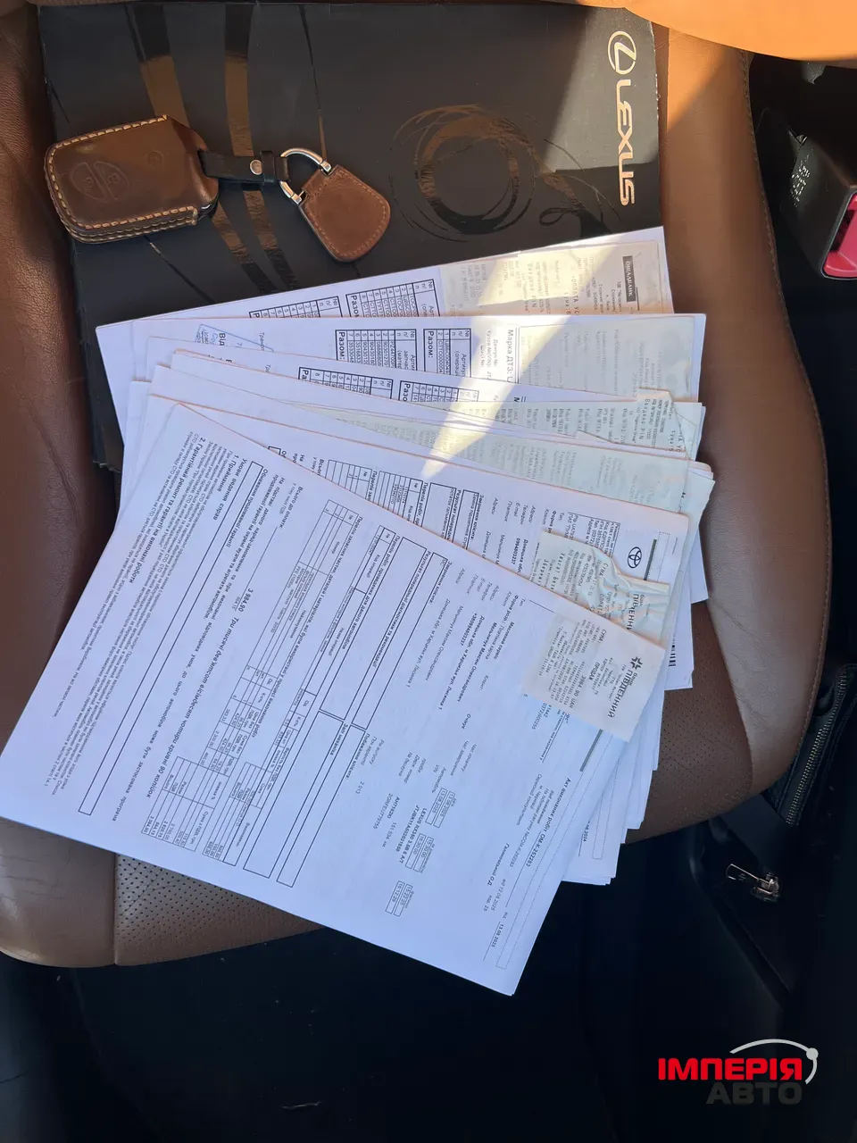 Lexus RX - фото 29