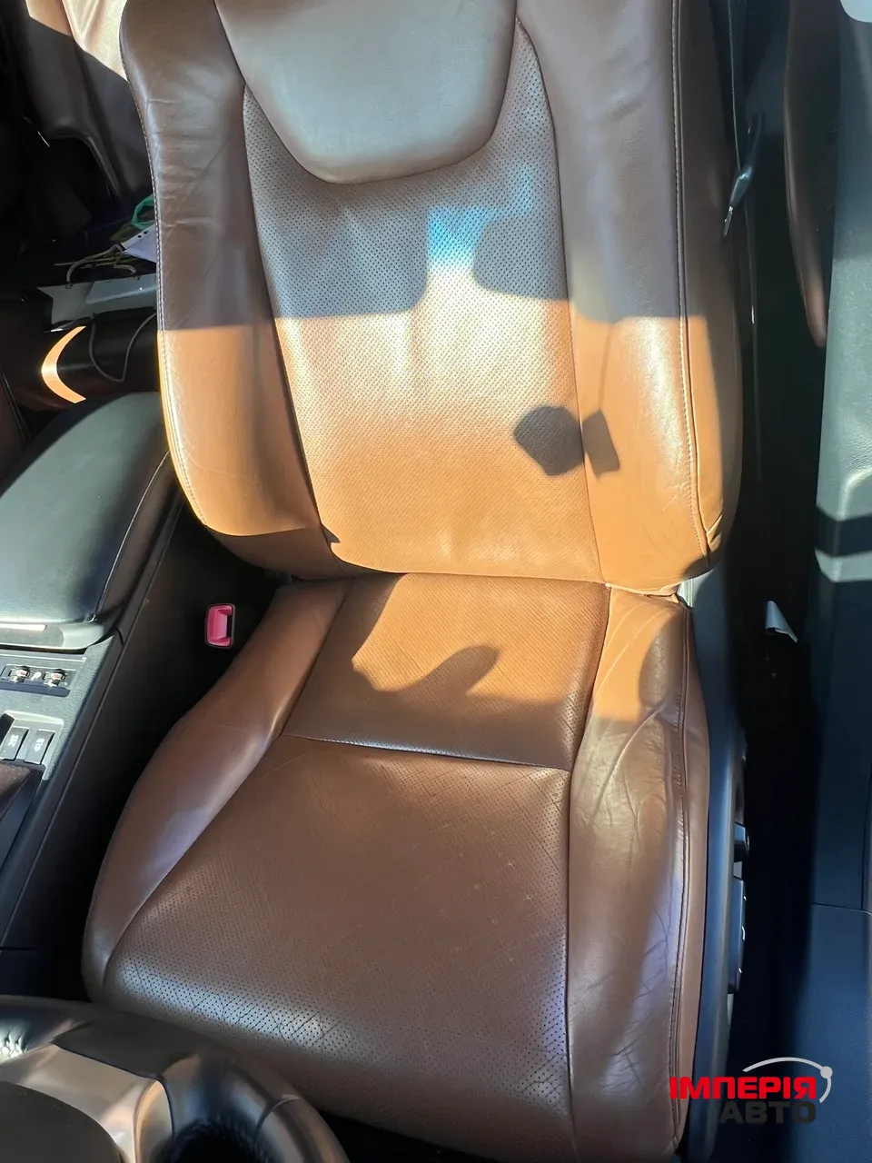 Lexus RX - фото 16