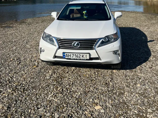 Lexus RX - фото 2