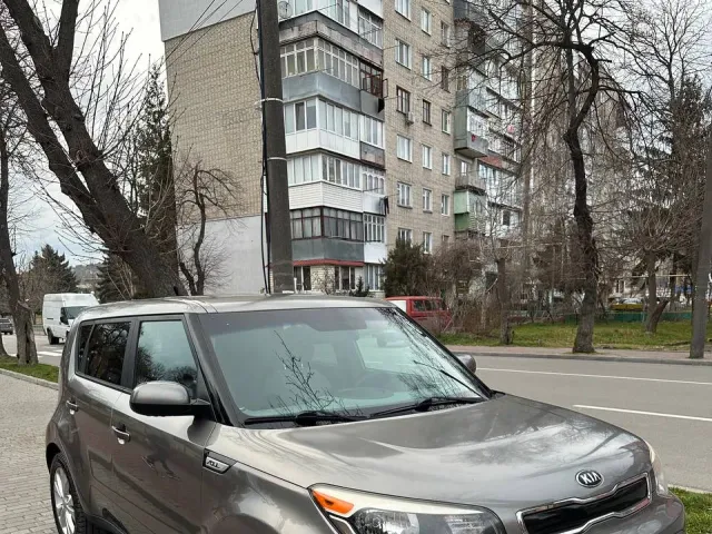 Kia Soul - фото 1