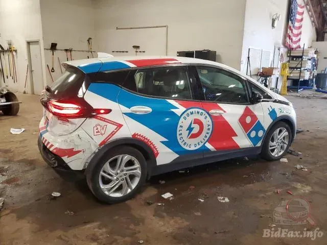 Chevrolet Bolt EUV - фото 4