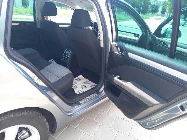 Skoda Superb - фото 4