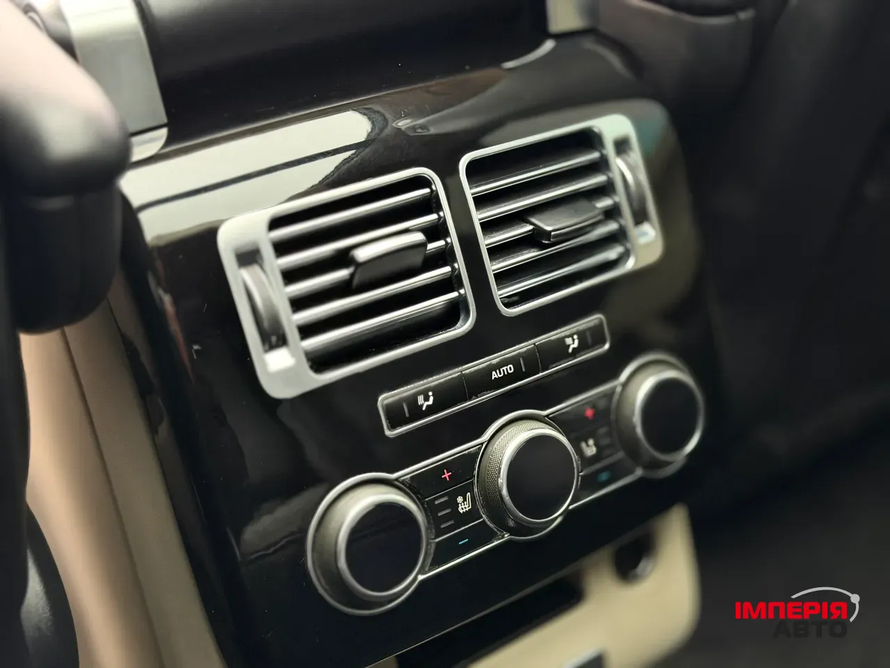 Land Rover Range Rover - фото 11
