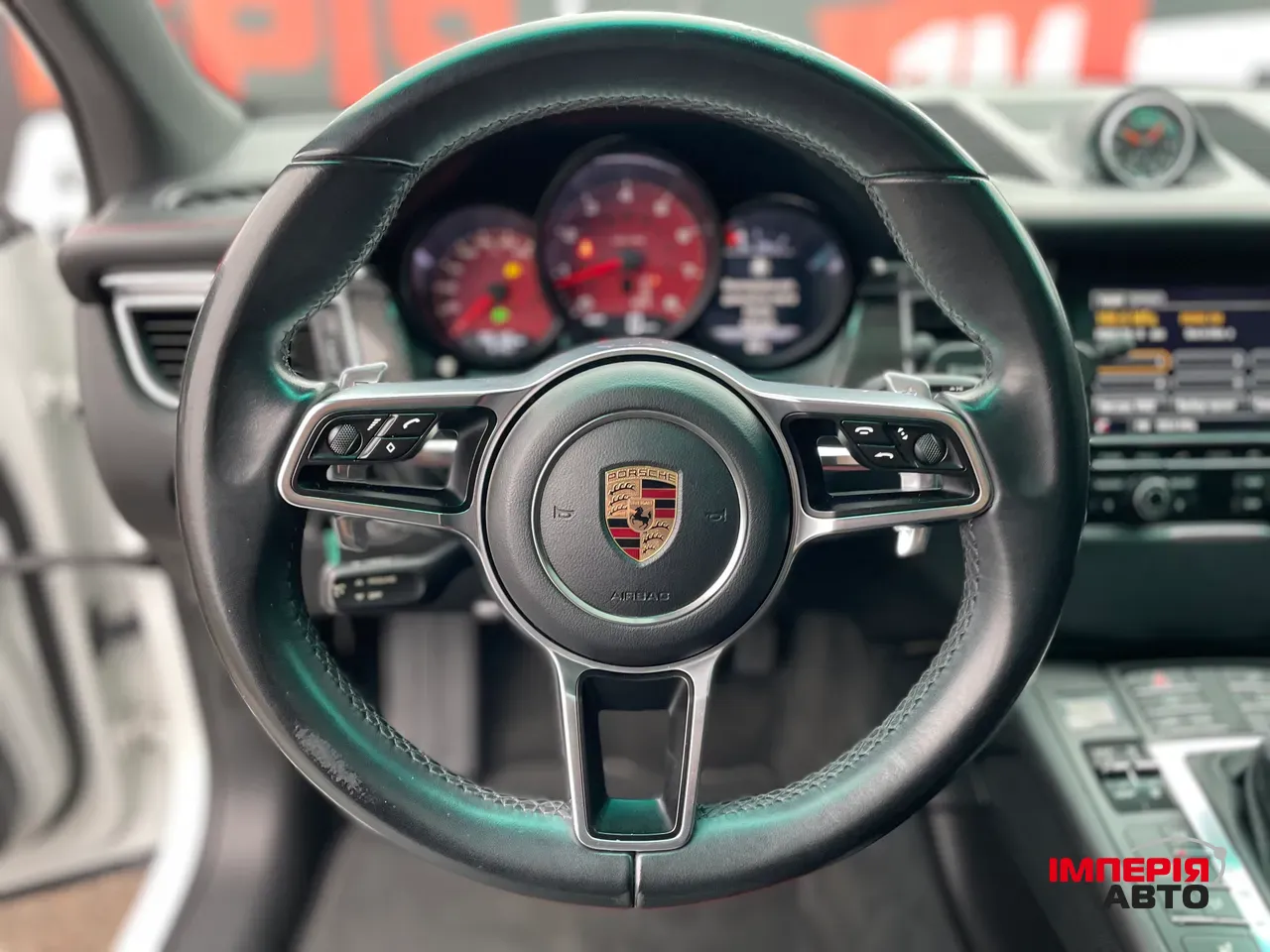 Porsche Macan - фото 9