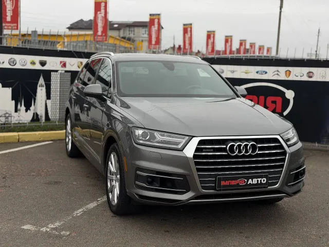 Audi Q7 - фото 3