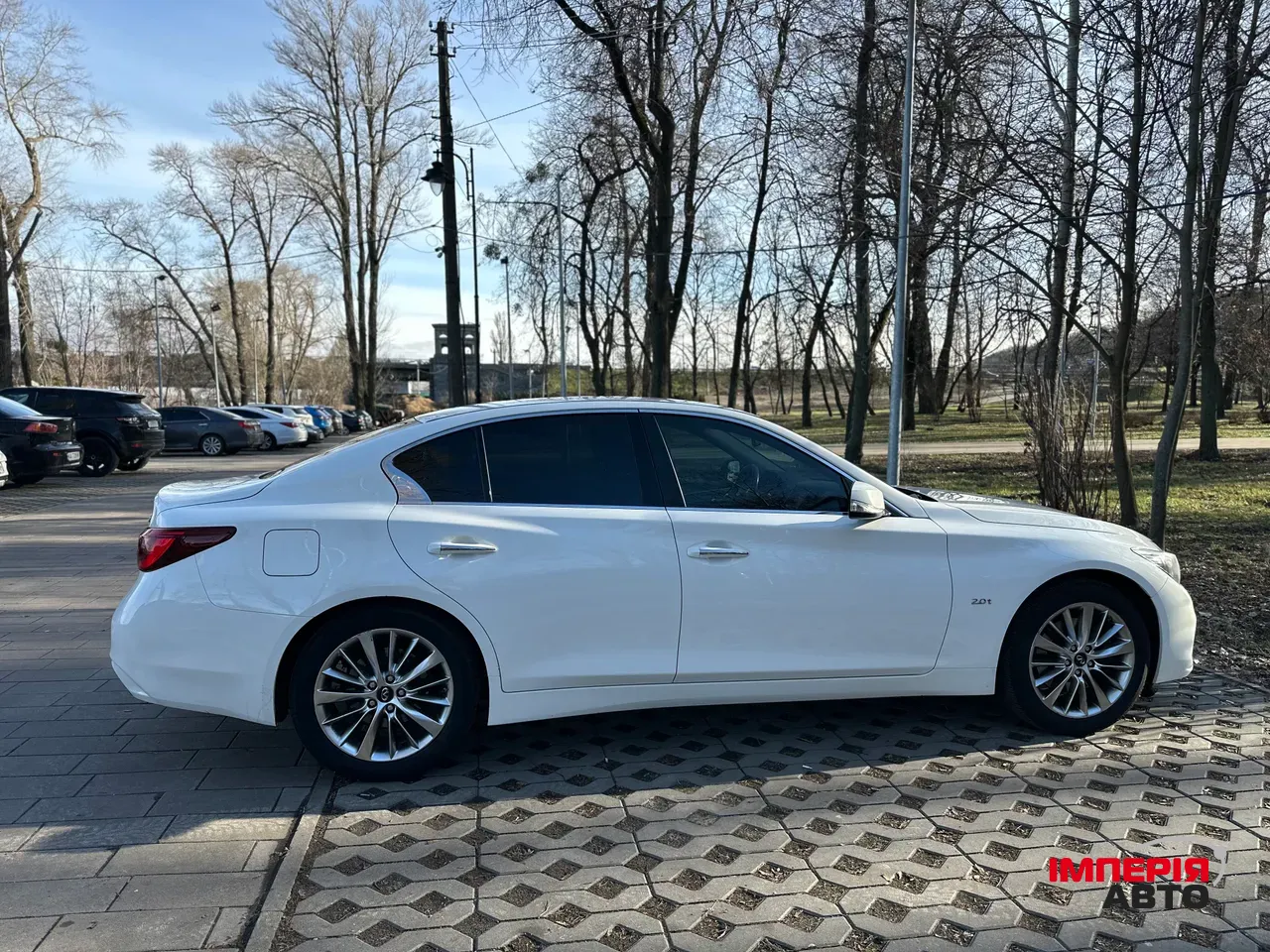 Infiniti Q50 - фото 19