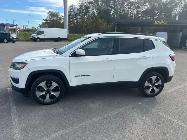 Jeep Compass - фото 5