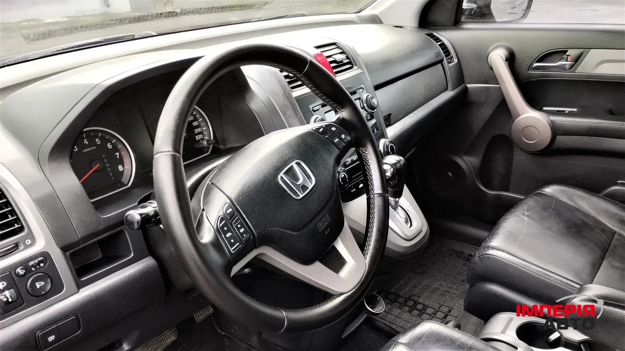 Honda CR-V - фото 15