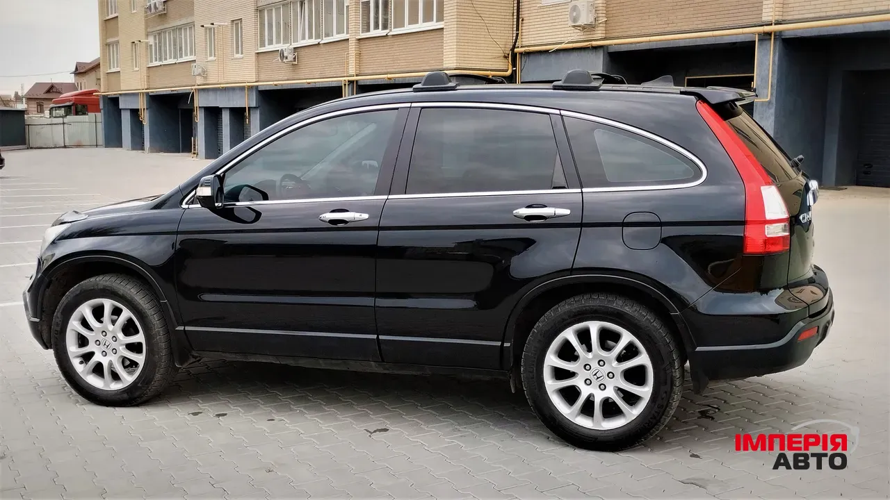 Honda CR-V - фото 12