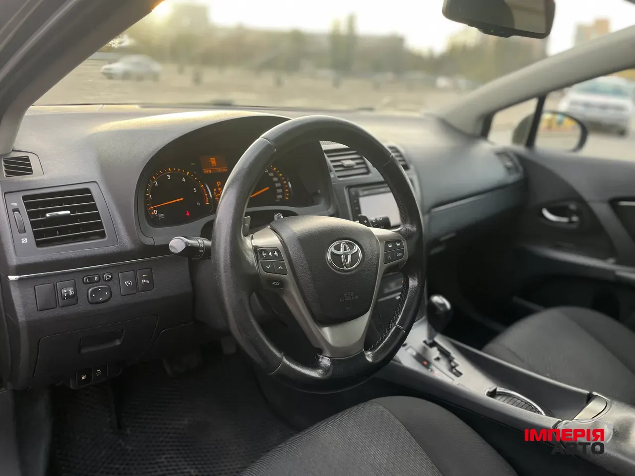 Toyota Avensis - фото 13