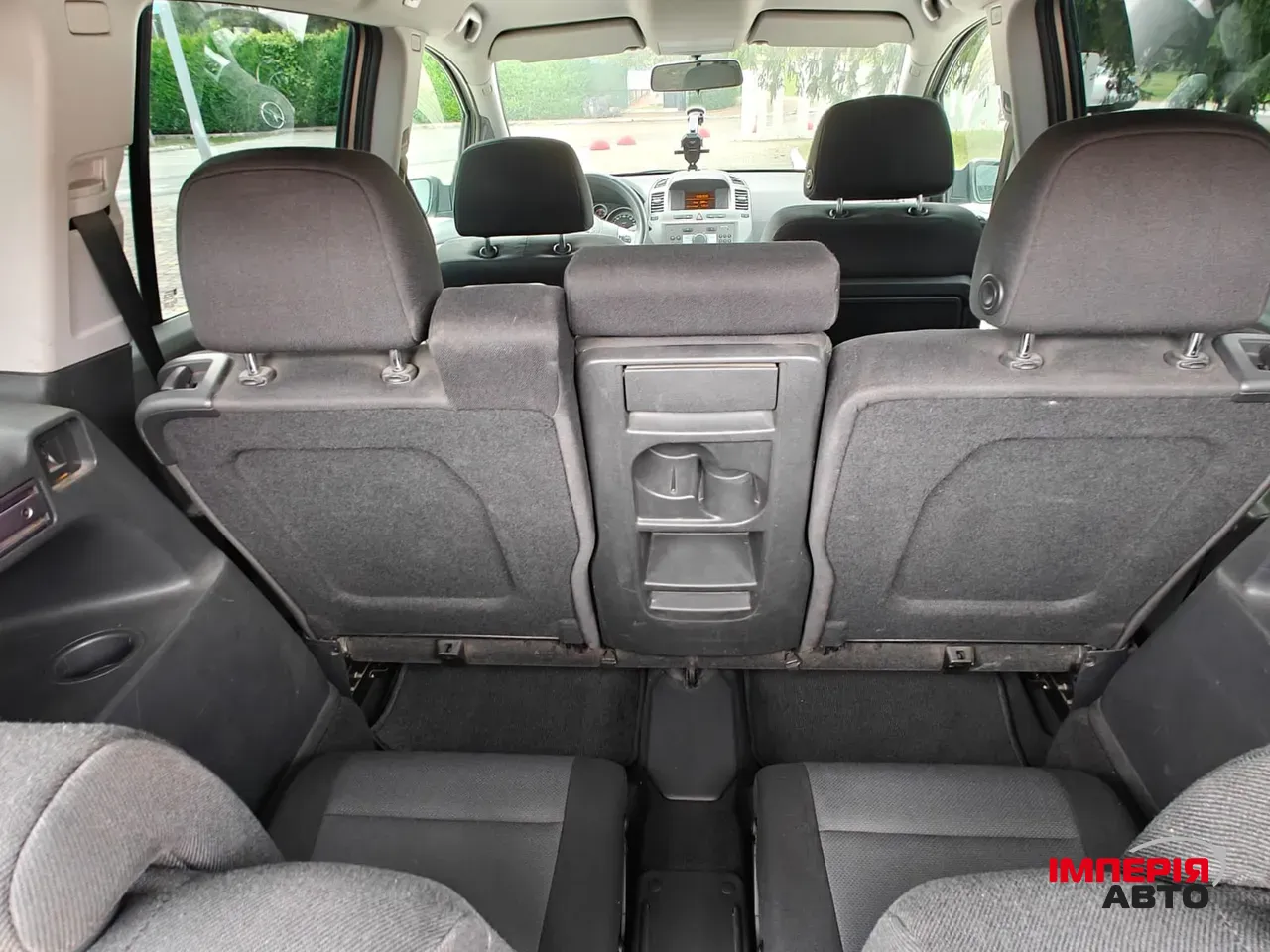 Opel Zafira - фото 12