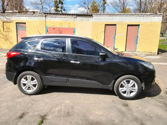 Hyundai ix35 - фото 4