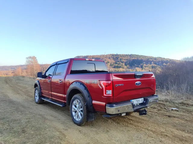 Ford F-150 - фото 2