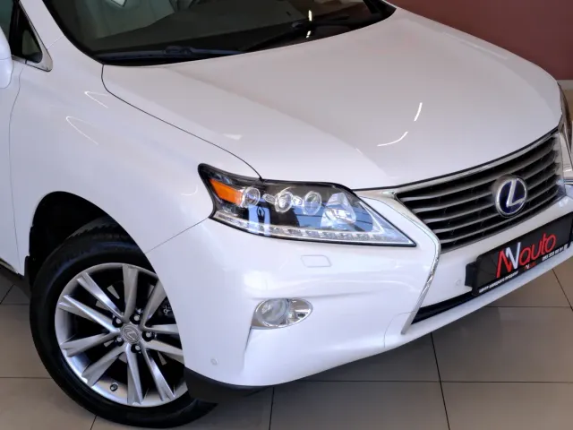 Lexus RX - фото 3