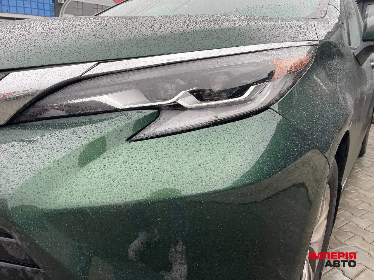 Toyota Sienna - фото 3