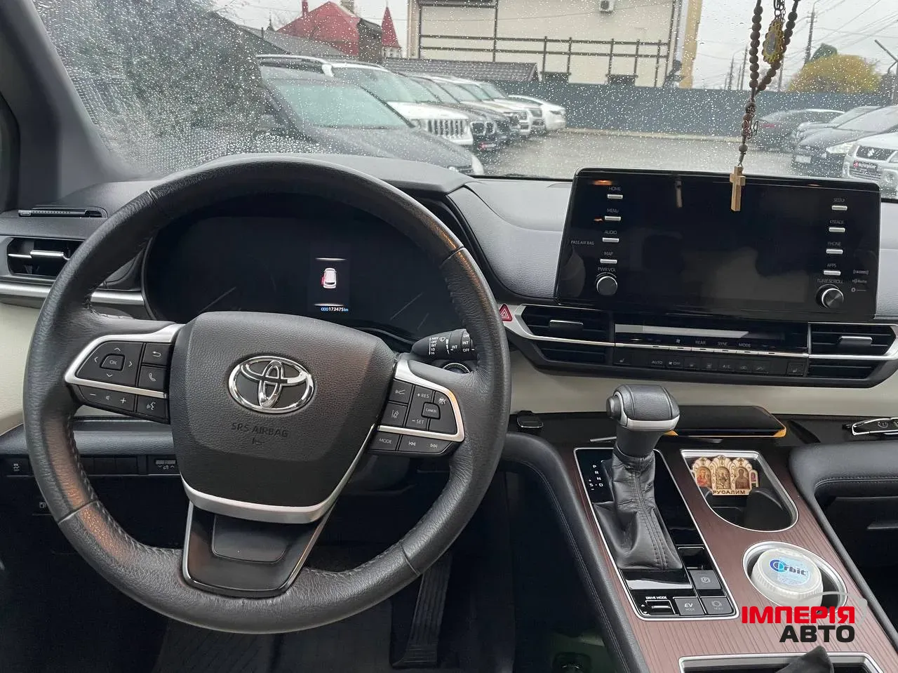 Toyota Sienna - фото 6