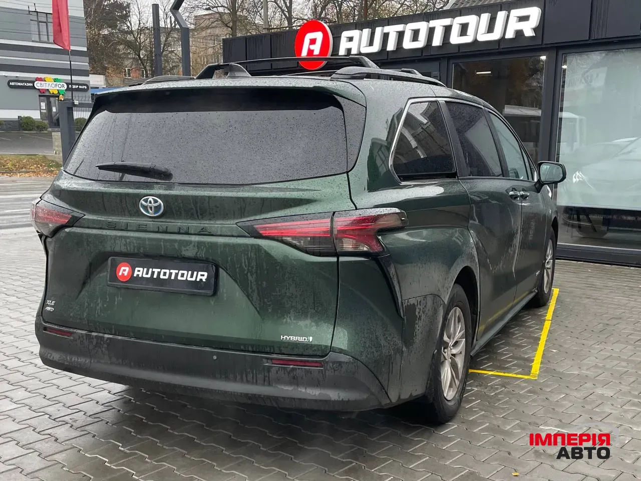 Toyota Sienna - фото 9