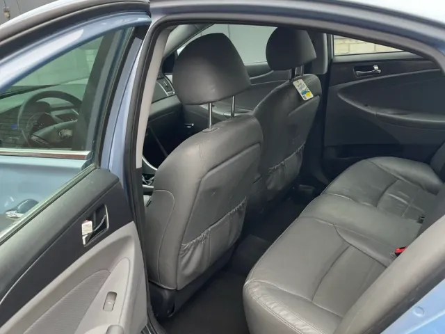 Hyundai Sonata - фото 2