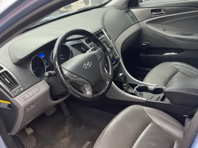 Hyundai Sonata - фото 4