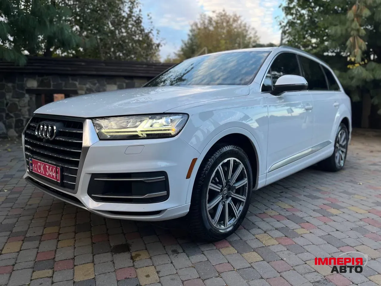 Audi Q7 - фото 1