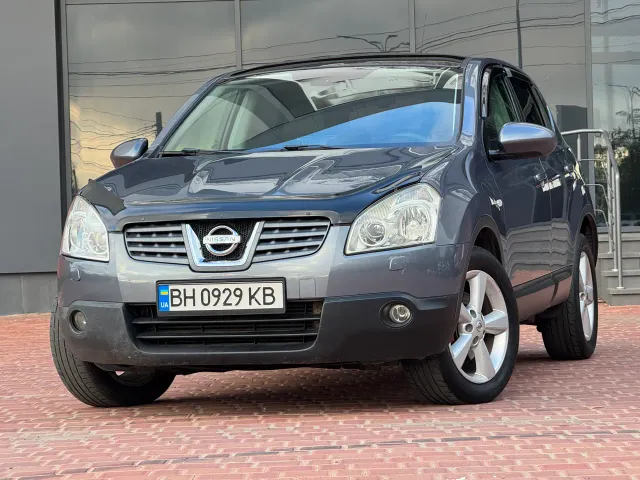 Nissan Qashqai - фото 1