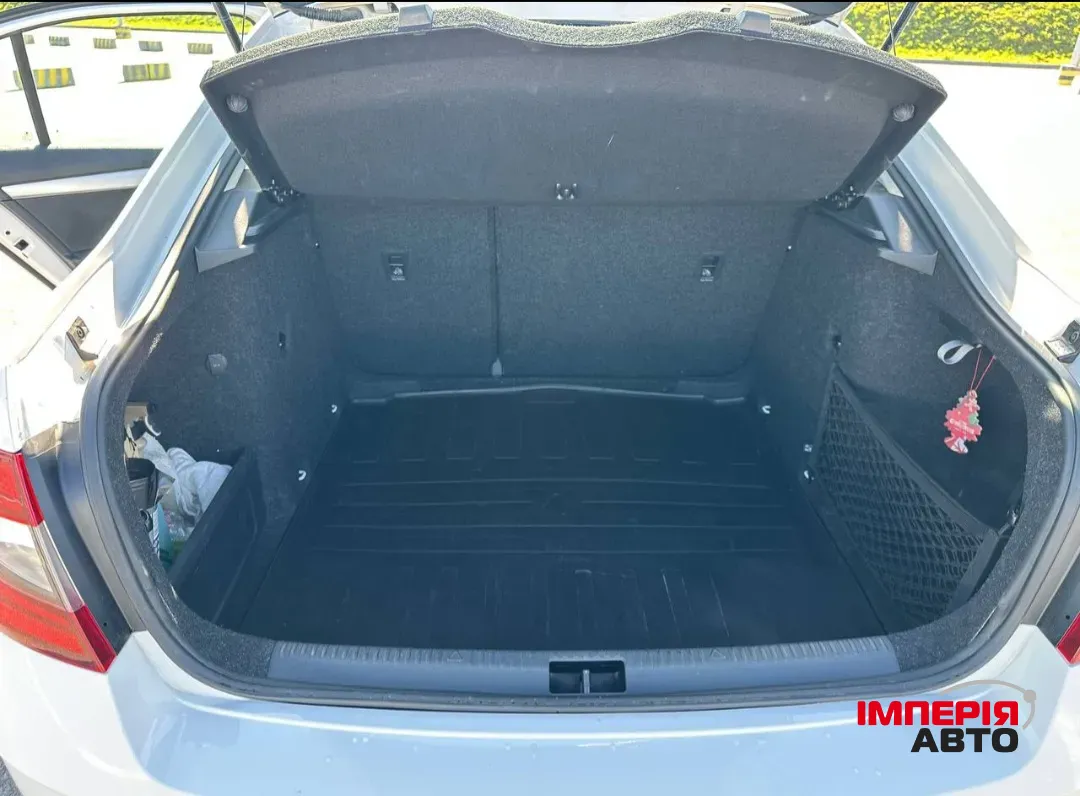 Skoda Octavia - фото 3