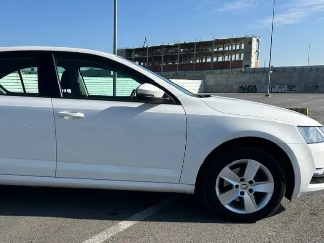 Skoda Octavia - фото 5