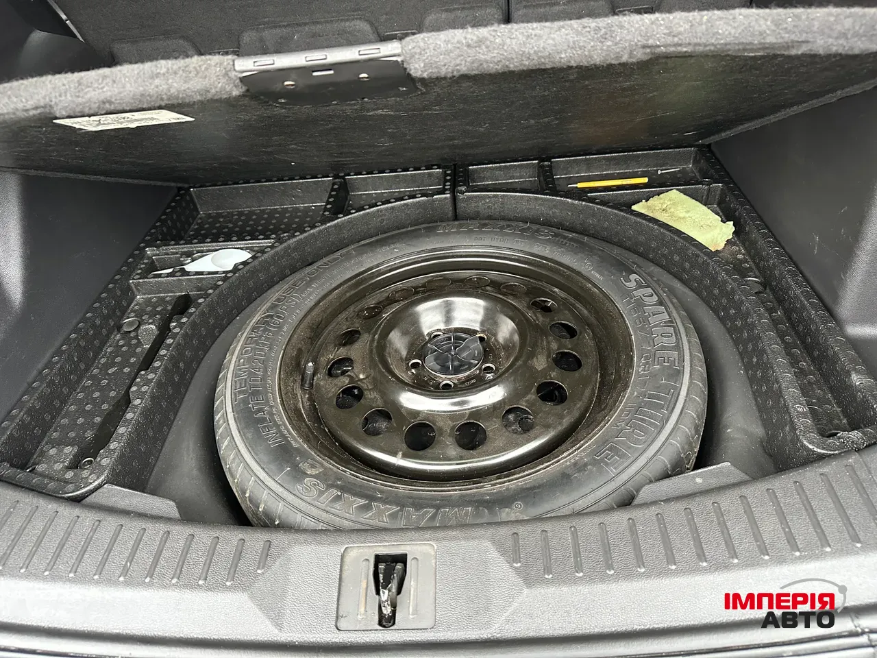 Ford Escape - фото 32