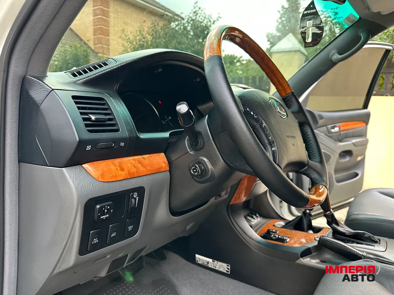 Lexus GX - фото 20