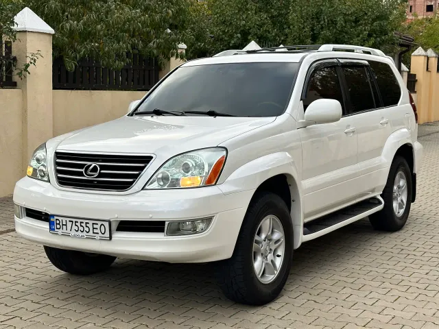 Lexus GX - фото 1